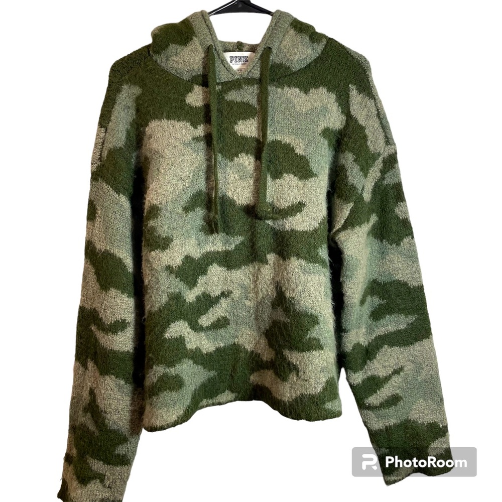 Victoria Secret Pink Sweater Boyfriend Camo Cropped Pullover Hoodie Size Medium
